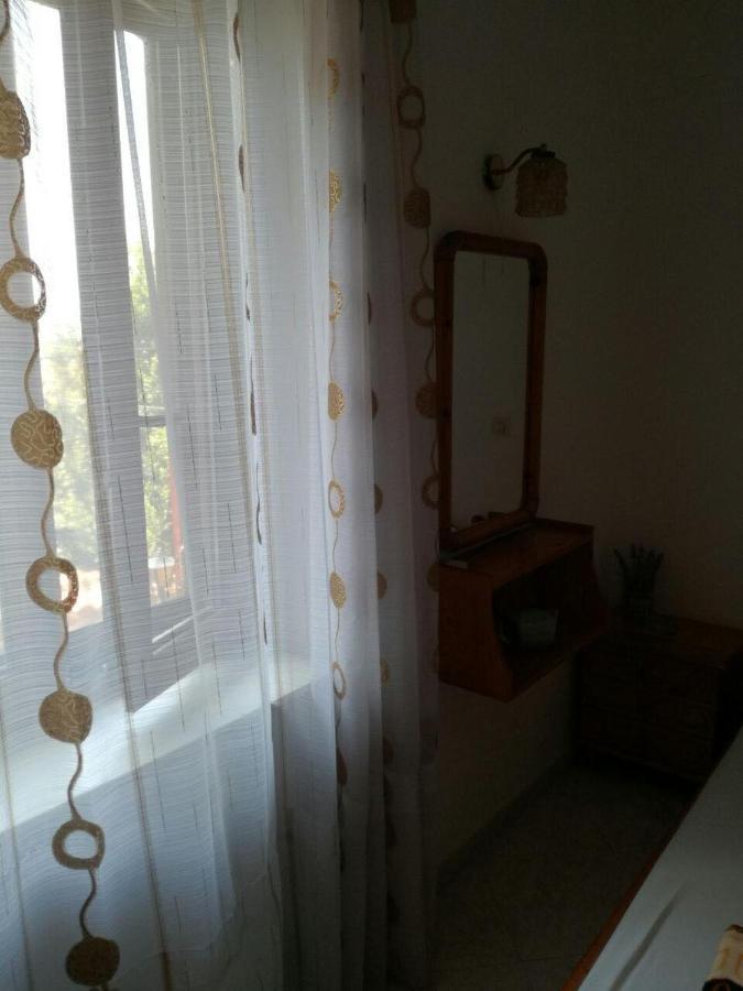 Μαχη Ενοικιαζόμενα Δωμάτια Митимна Экстерьер фото