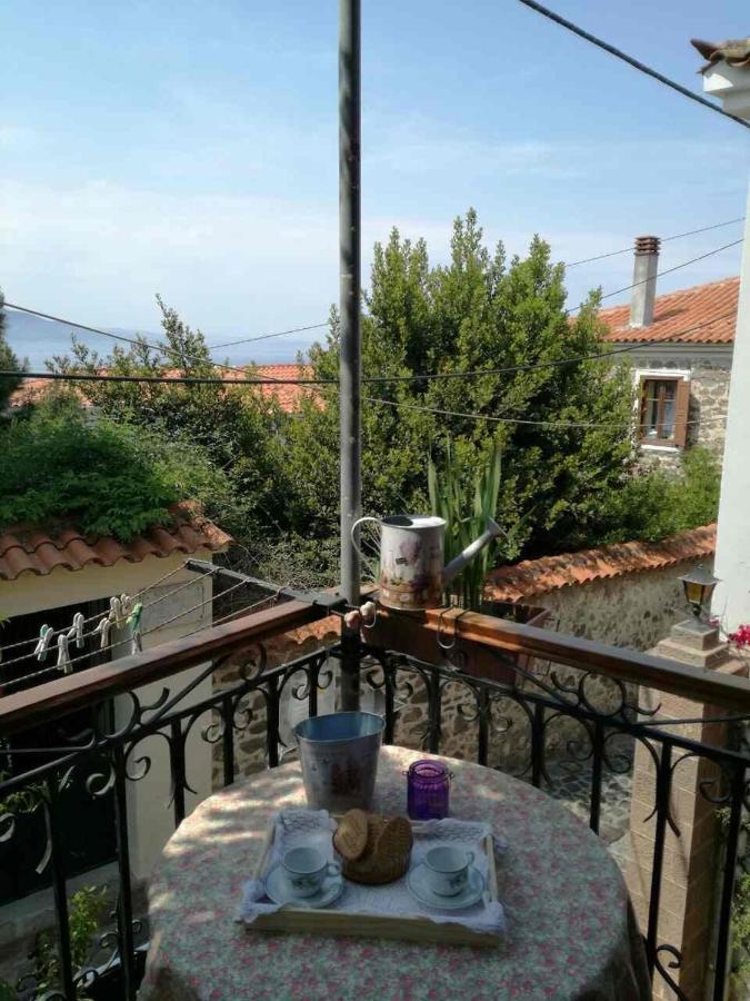 Μαχη Ενοικιαζόμενα Δωμάτια Митимна Экстерьер фото