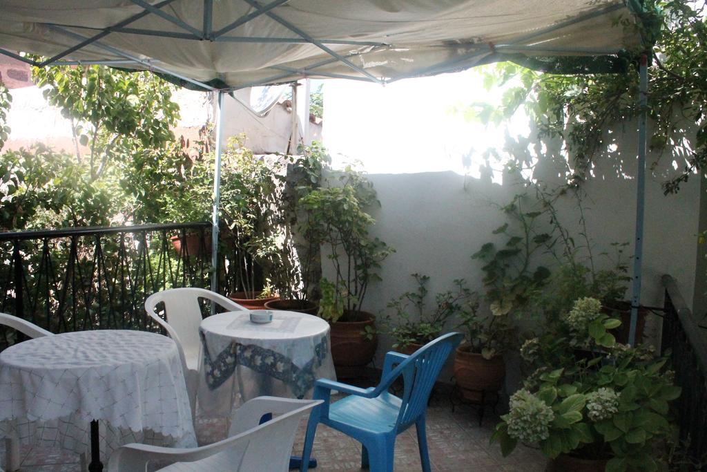 Μαχη Ενοικιαζόμενα Δωμάτια Митимна Экстерьер фото