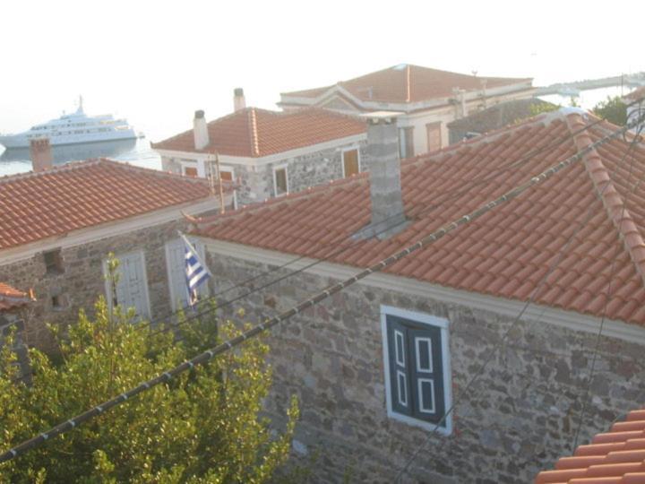 Μαχη Ενοικιαζόμενα Δωμάτια Митимна Экстерьер фото